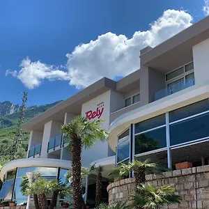 Hotel Rely