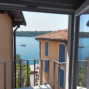 Al Golfo , Saló Italien