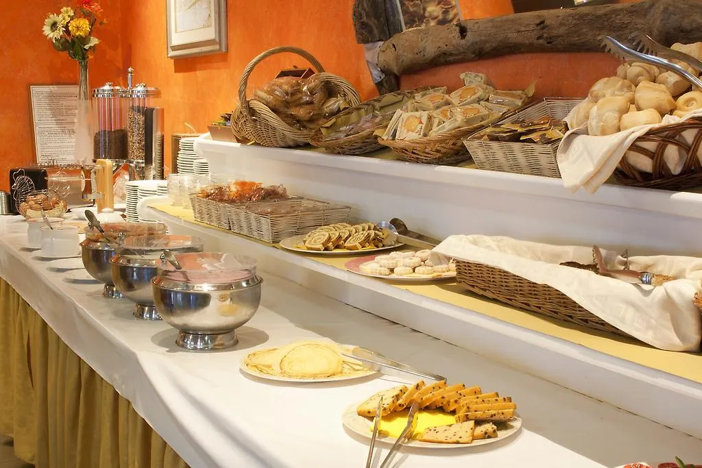 Hotel Merano Brenzone sul Garda 3*,  Ιταλία