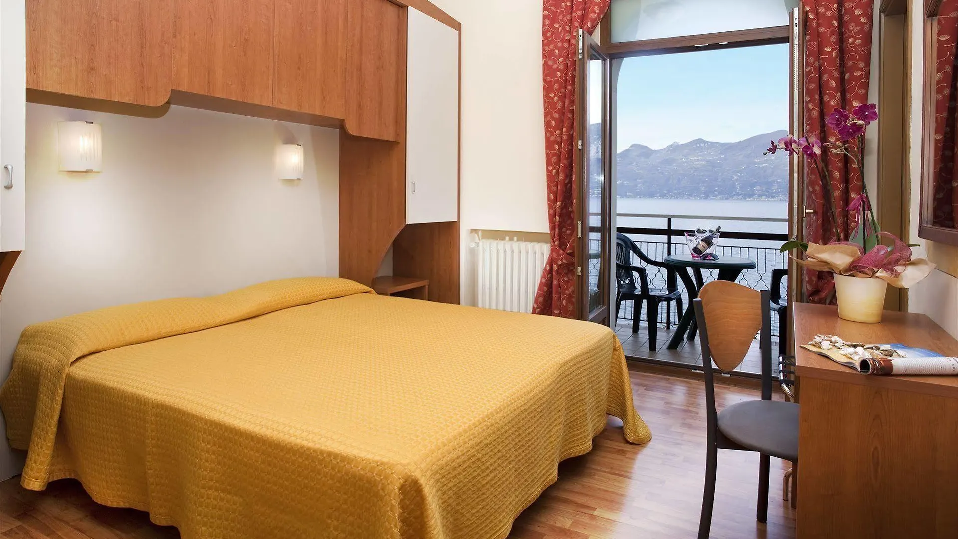 Hotel Merano Brenzone sul Garda